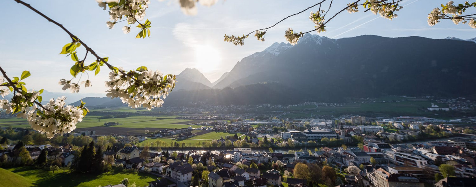 Blick-auf-Schwaz-c-TVB-Silberregion-Karwendel